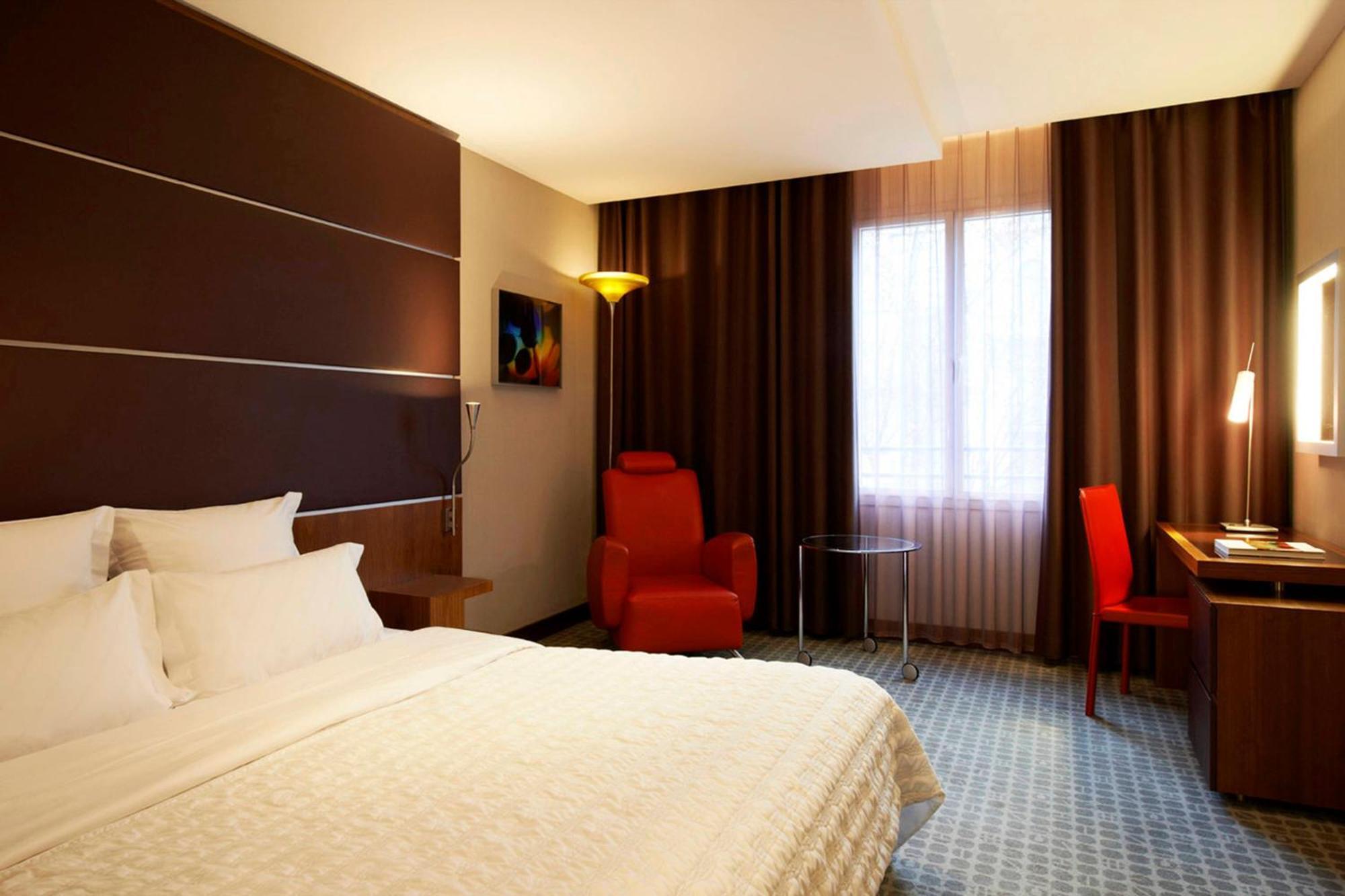 Le Meridien Барселона Екстер'єр фото